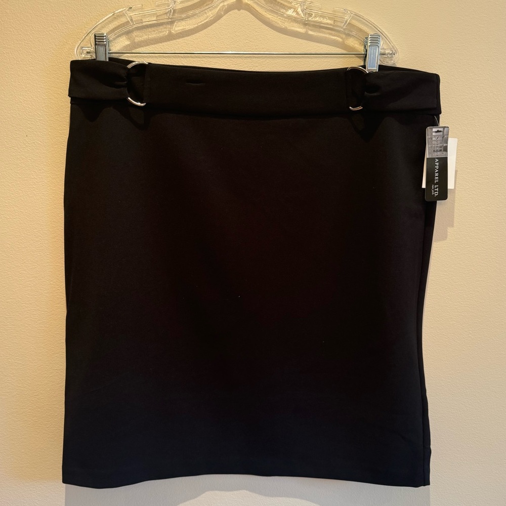 Black Pencil Skirt with Belt Accent - Size XL - SOHO Apparel LTD